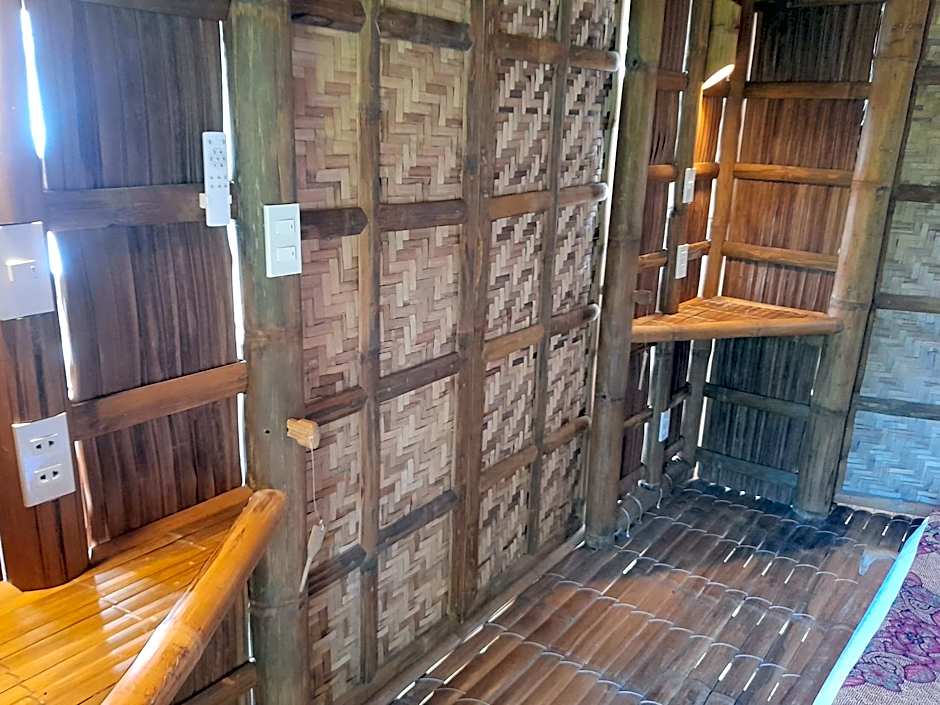 Kookoo's nest eco-lodge