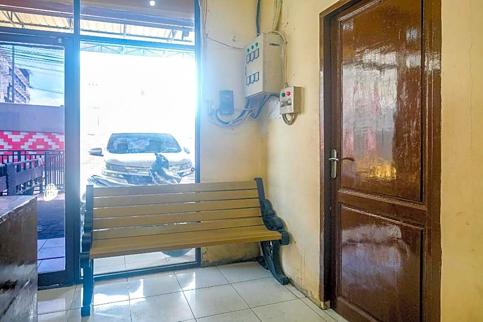 RedDoorz @ Simpang Pos Medan