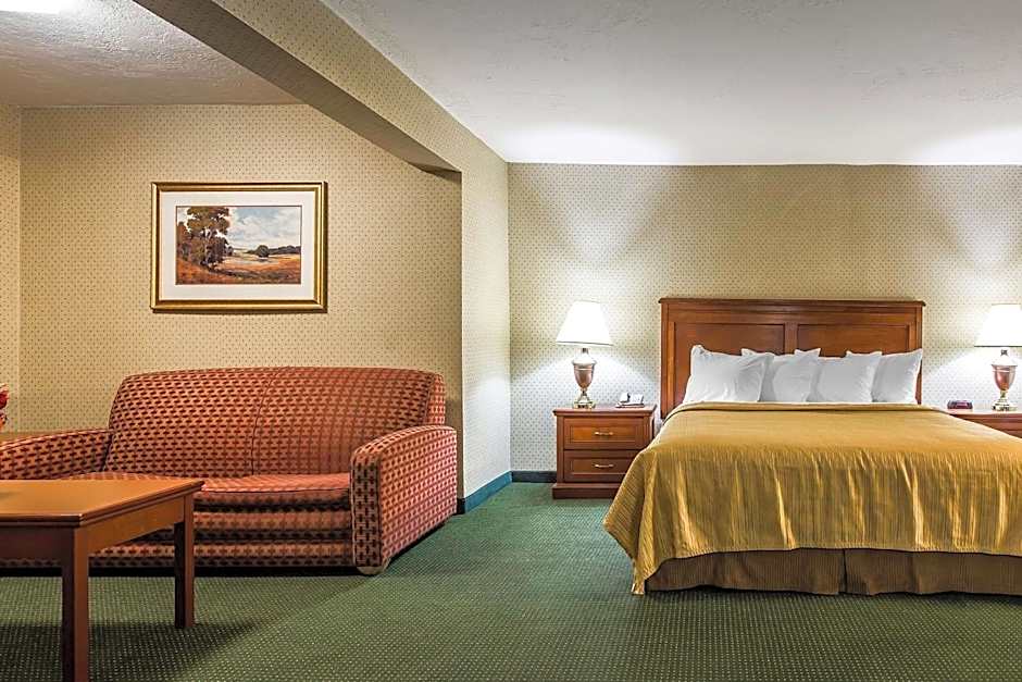 Quality Inn Near China Lake Naval Station