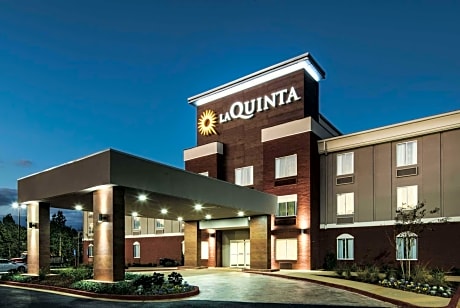La Quinta Inn & Suites by Wyndham Milledgeville