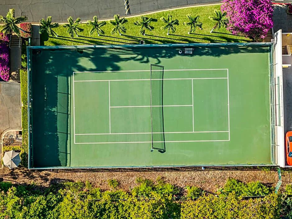 Central Kihei Gem! 3-Min Walk to the Beach & Shops