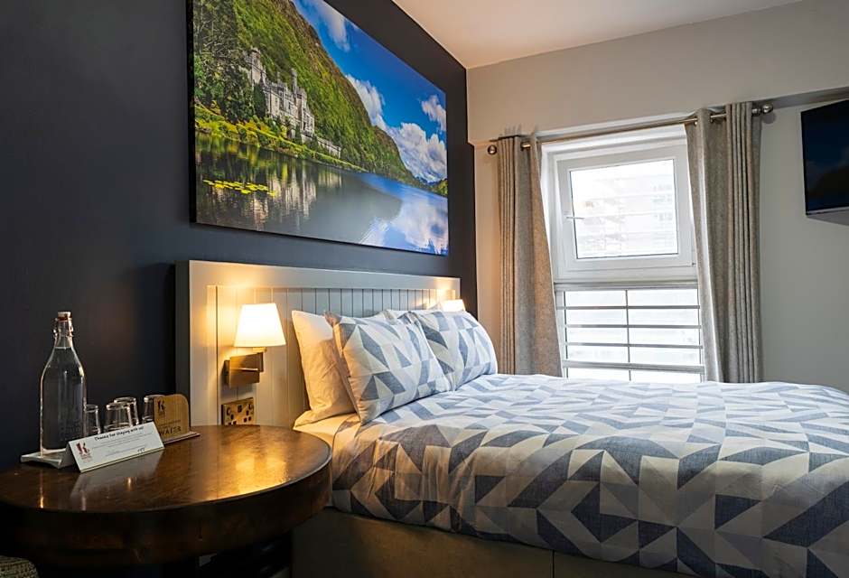 Kinlay Hostel Eyre Square
