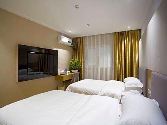 GreenTree Inn Jiangsu Wuxi Jiangyin Yunting Changshan Avenue ChenGYAng Road Business Hotel