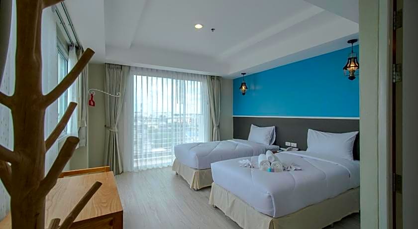 Prachuap Grand Hotel (SHA Plus)