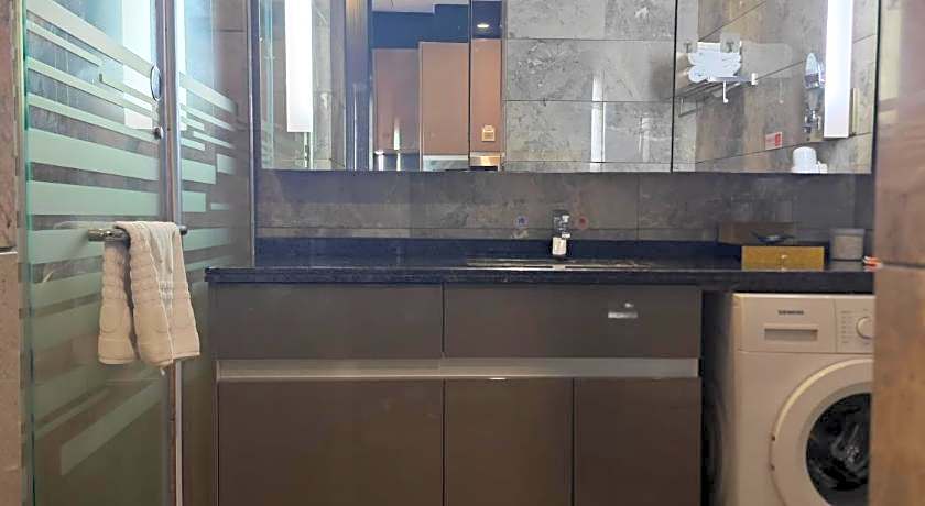 Lemon Tree International Apartment
