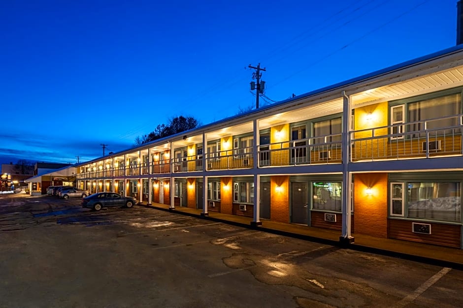 Econo Lodge Miramichi