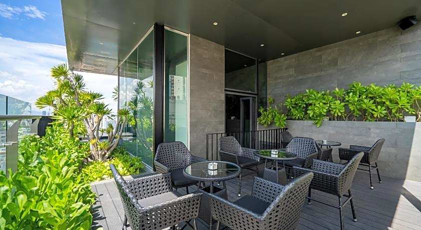 LEGEND Boutique Hotel