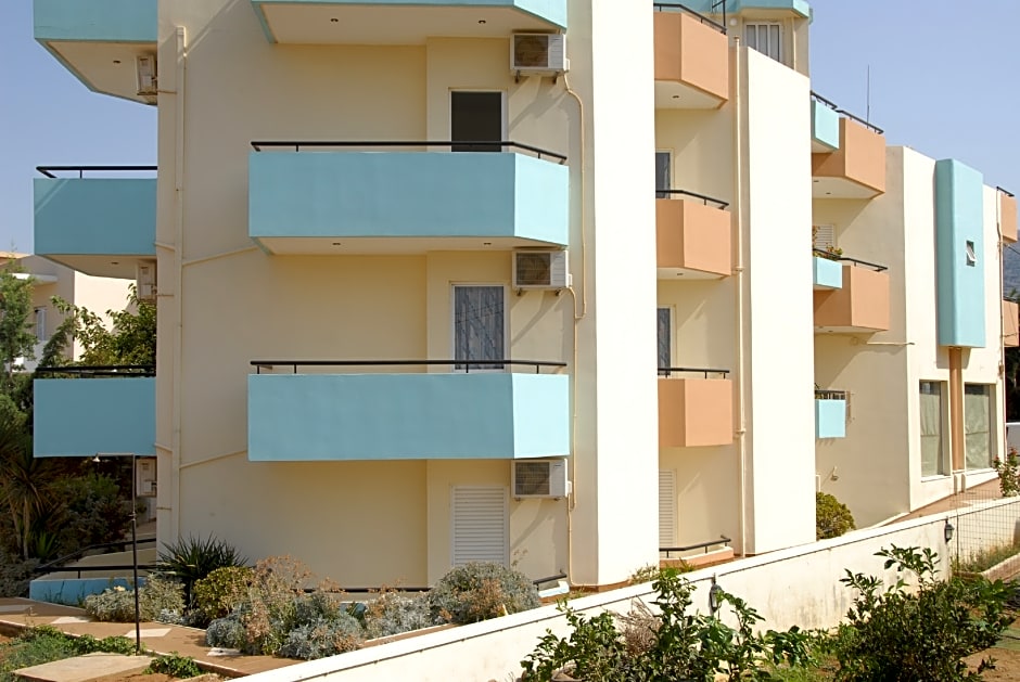 Sunshine Apartments Garden