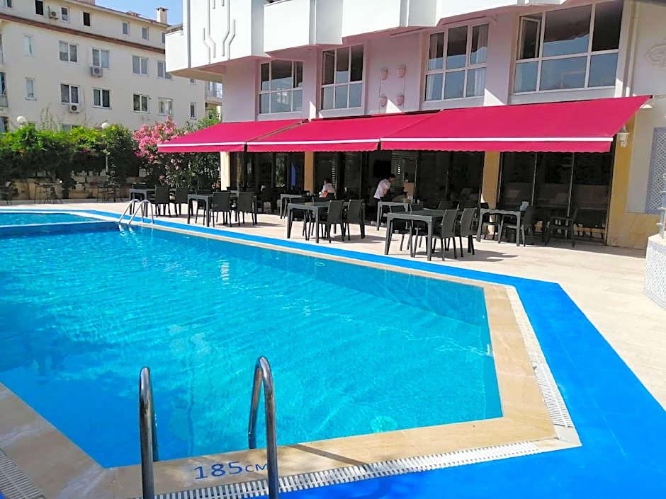 Lara Eyfel Hotel