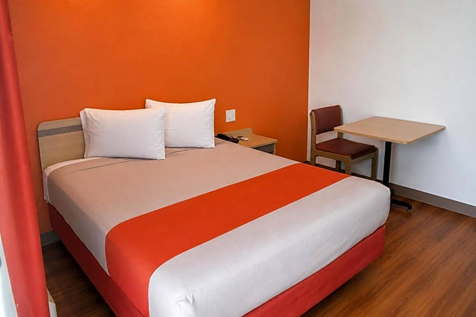 Value Stay Inn Lost Hills