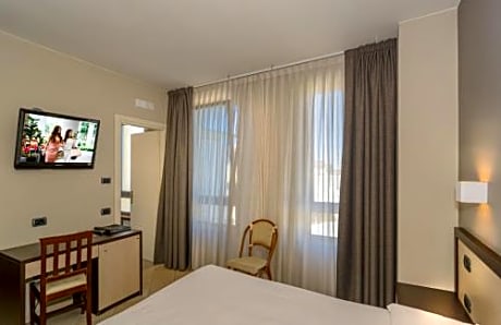 Classic Double/Twin Room