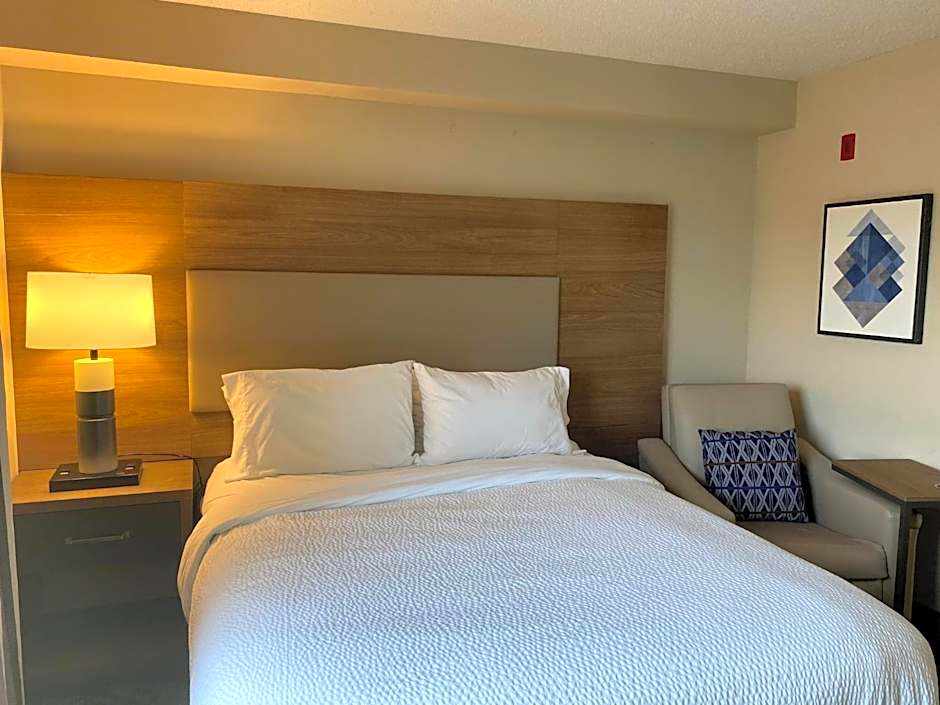 Candlewood Suites Harrisburg By IHG