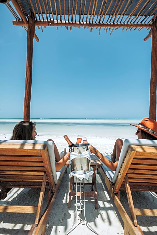 Las Nubes De Holbox
