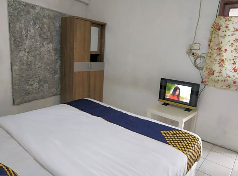 SPOT ON 93016 Griya Kamboja Cijantung 