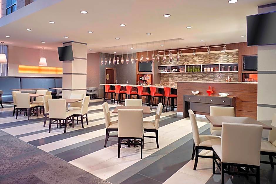 Courtyard by Marriott Atlanta Decatur Downtown/Emory