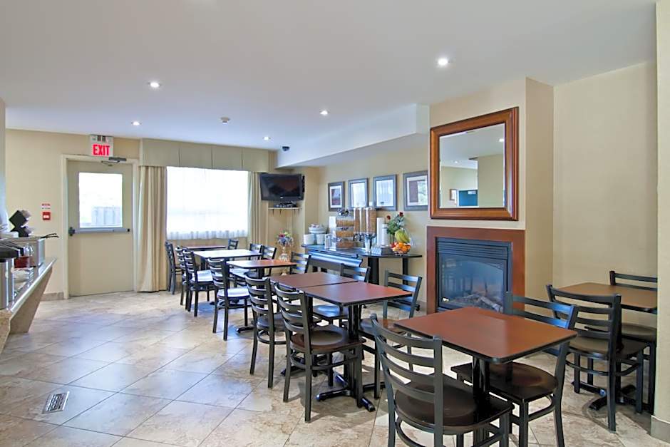 Travelodge by Wyndham Trenton