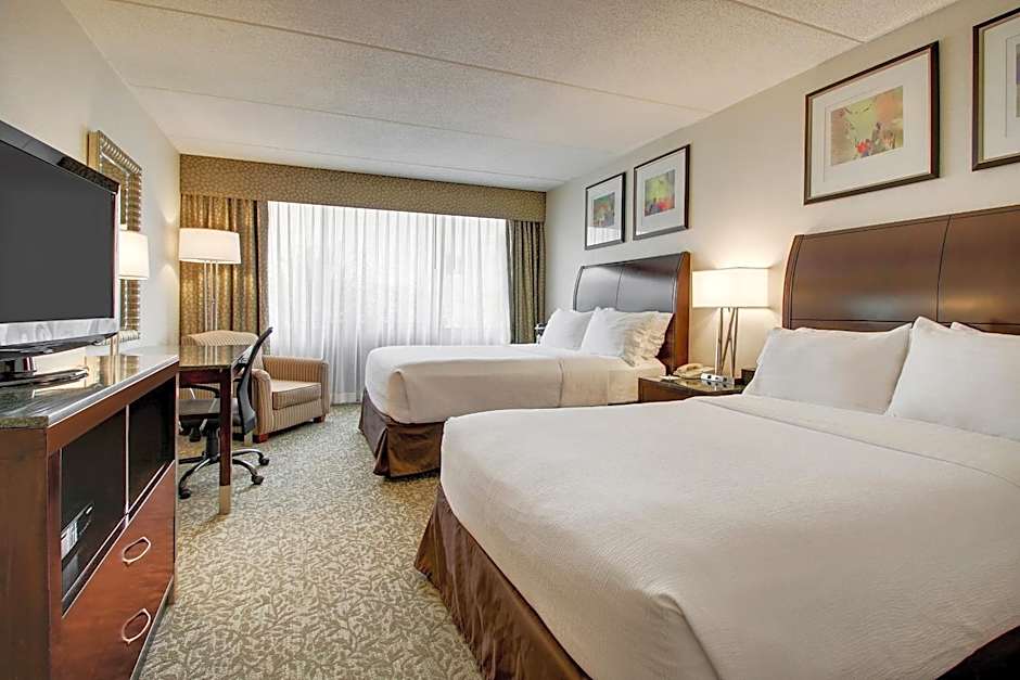 Holiday Inn Westbury-Long Island By IHG