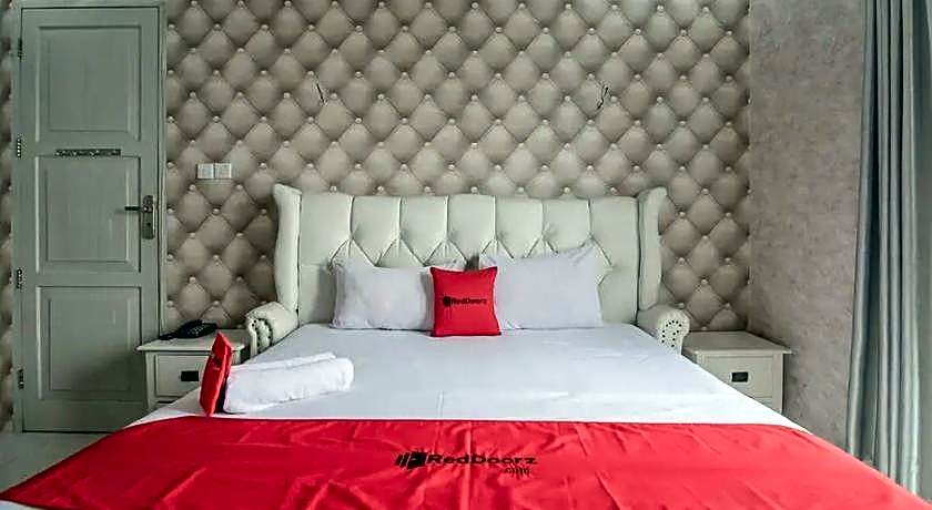 RedDoorz Syariah @ Jalan Ahmad Yani Jambi