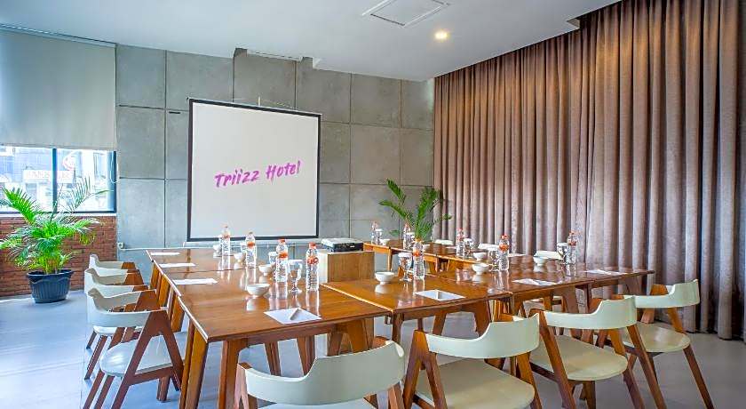 Triizz Hotel Semarang