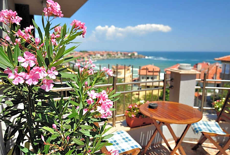 Family Hotel Radiana