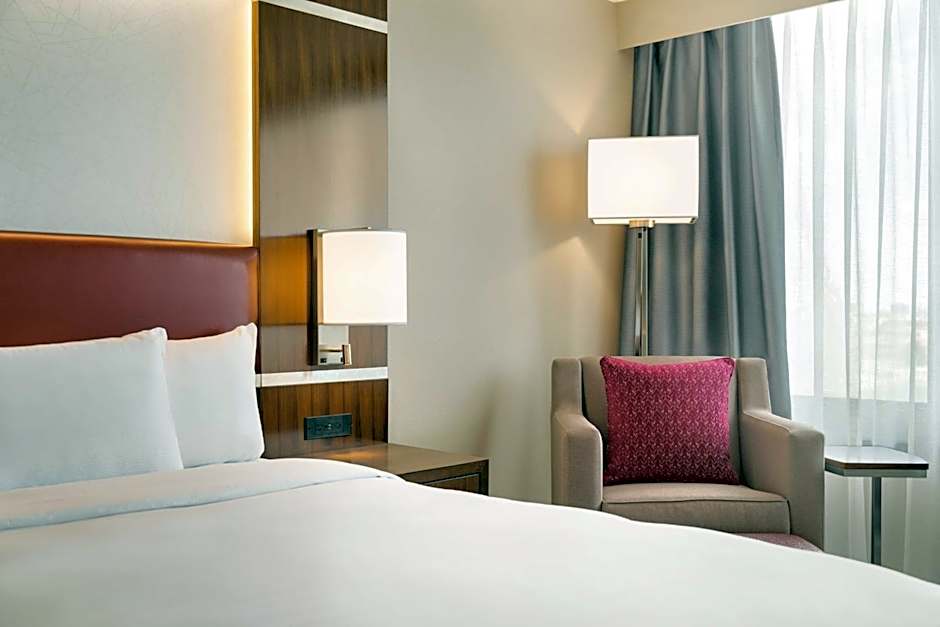 DoubleTree by Hilton Hotel Toronto Airport West