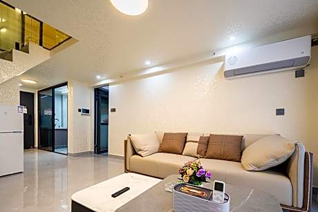 i星光.香语 长沙梅溪湖城市岛中轴风光带 复式loft两房独立厨卫阳台   地铁直达橘子洲 岳麓山