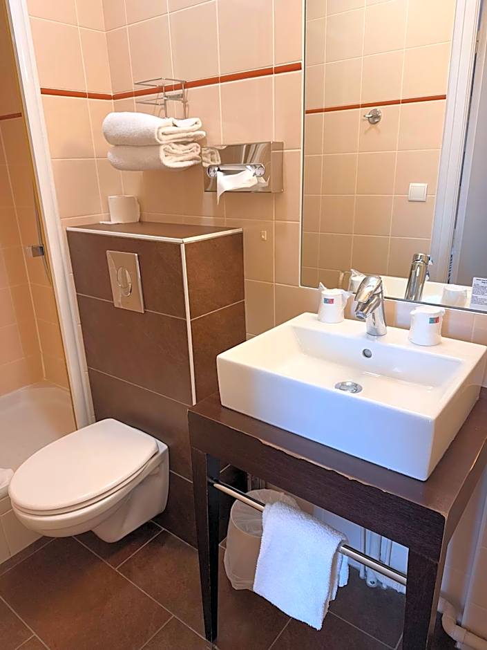 Kyriad Hotel Dijon Gare