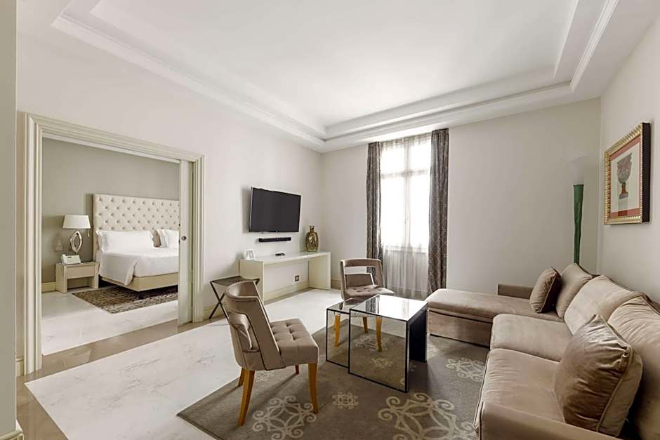 Aleph Rome Hotel, Curio Collection By Hilton
