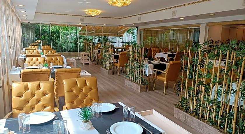 Twins Boutique Hotel