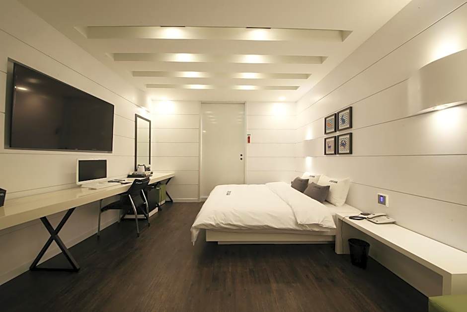 Premium Ava Hotel