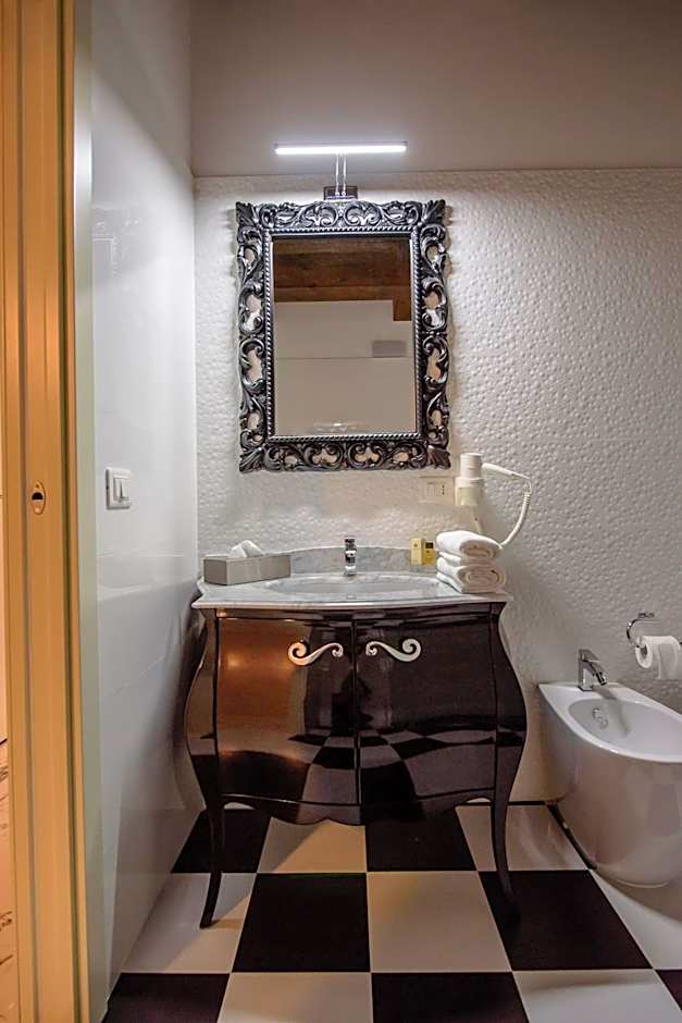 Marie Claire Apartments & Spa