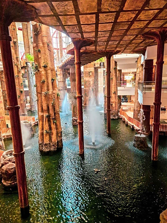 Holiday World Polynesia