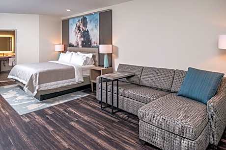 Double Room Hearing Accessible with Shower - Non-Smoking