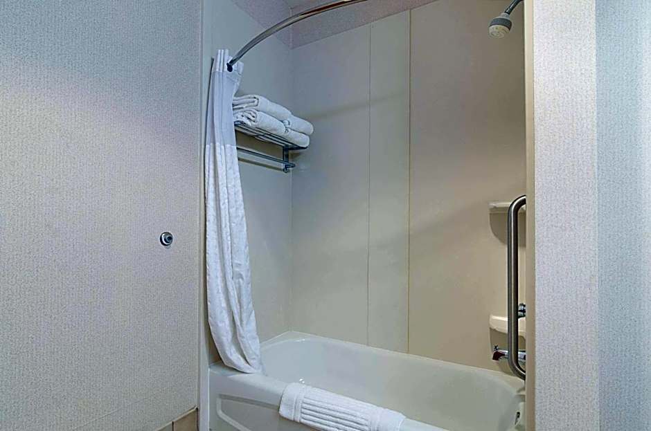 Quality Suites Springdale West I-49