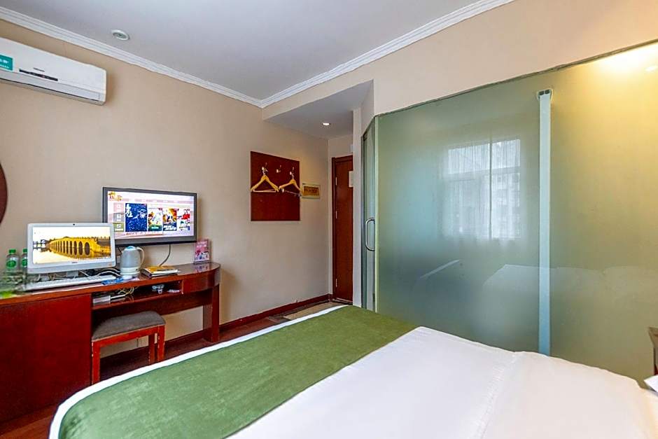 GreenTree Inn GanSu LanZhou Railway Station