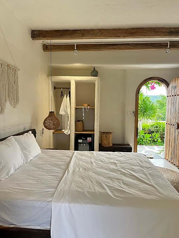 CAT’ village retreat