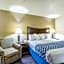 Econo Lodge Inn & Suites