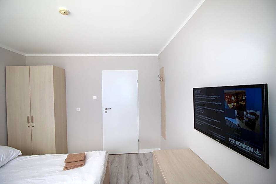 Pod Kominem Pokoje i Apartamenty