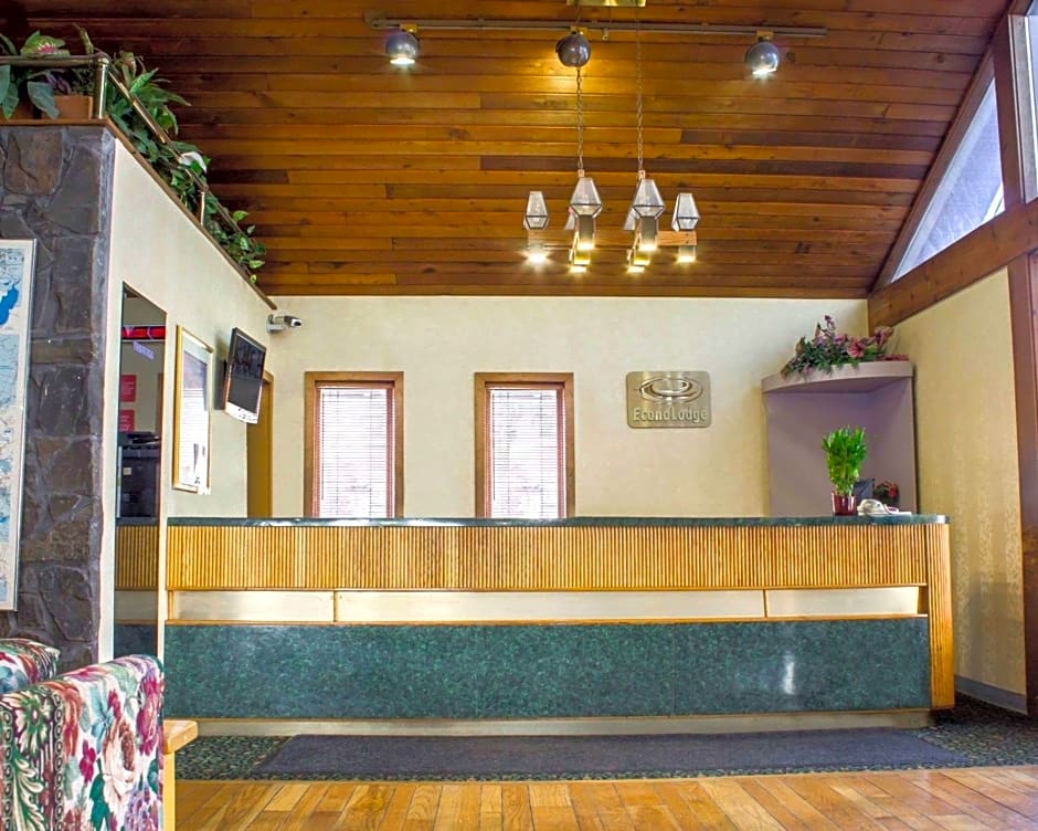 Econo Lodge Inn & Suites Colonie Center Mall