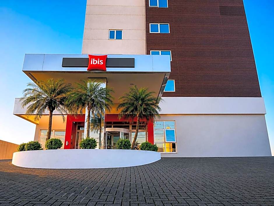 Ibis Chapeco