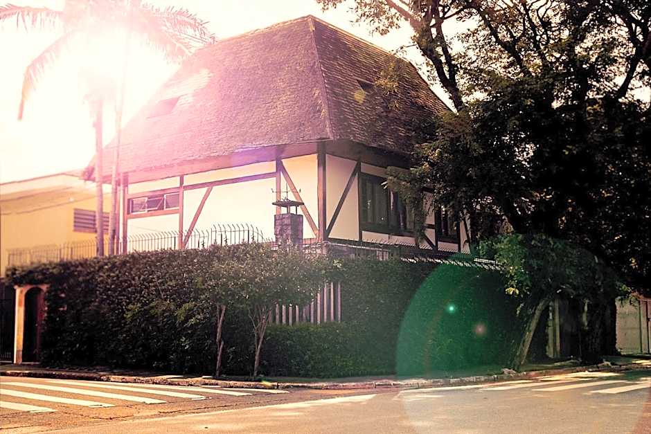 Urbanature Filme & Arte - Comfort Hostel Brooklin