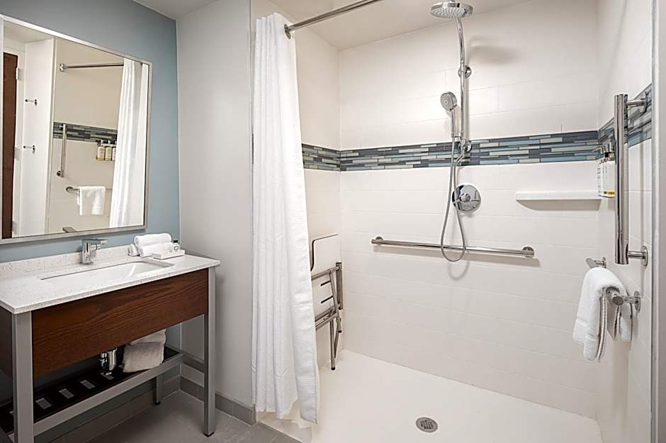 Even Hotels Alpharetta - Avalon Area By IHG