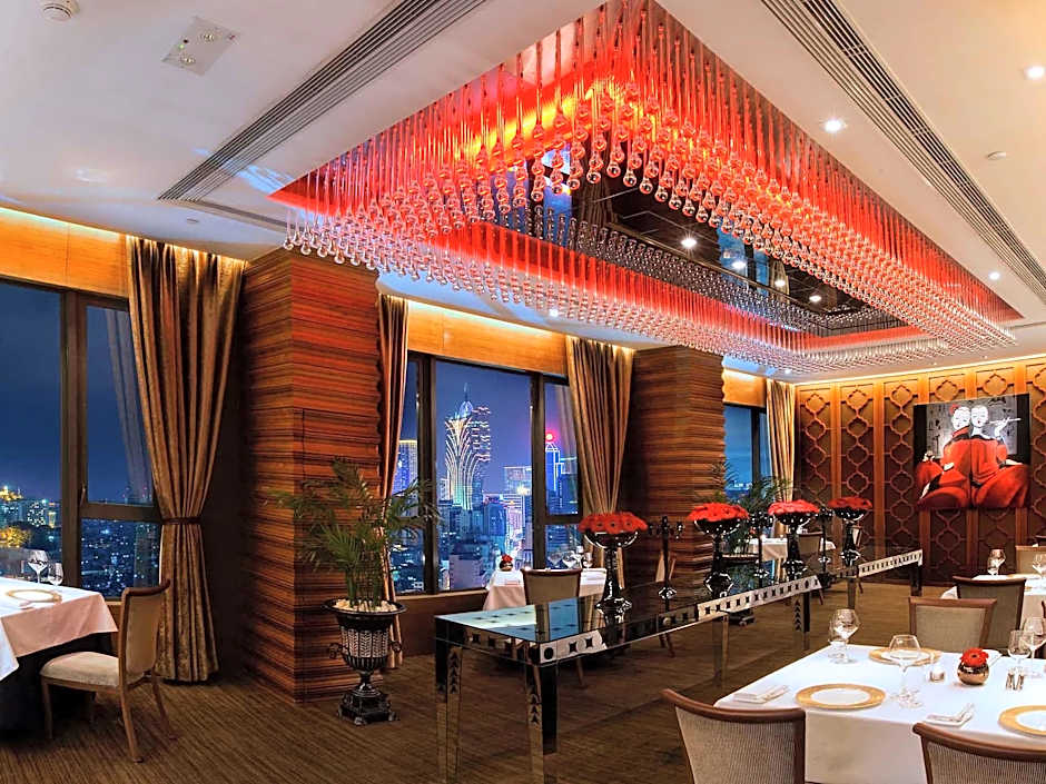 Sofitel Macau At Ponte 16 Hotel
