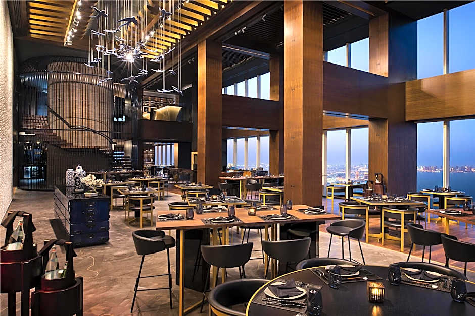 Kempinski Residences & Suites