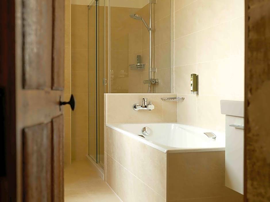 Gîtes La Grande Ferme Crépon - à la campagne 5mn d'Arromanches et 10mn de Bayeux