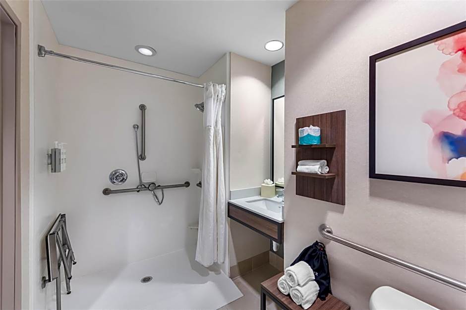 Hilton Garden Inn Overland Park