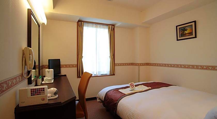 Life Inn Katsuta Station West