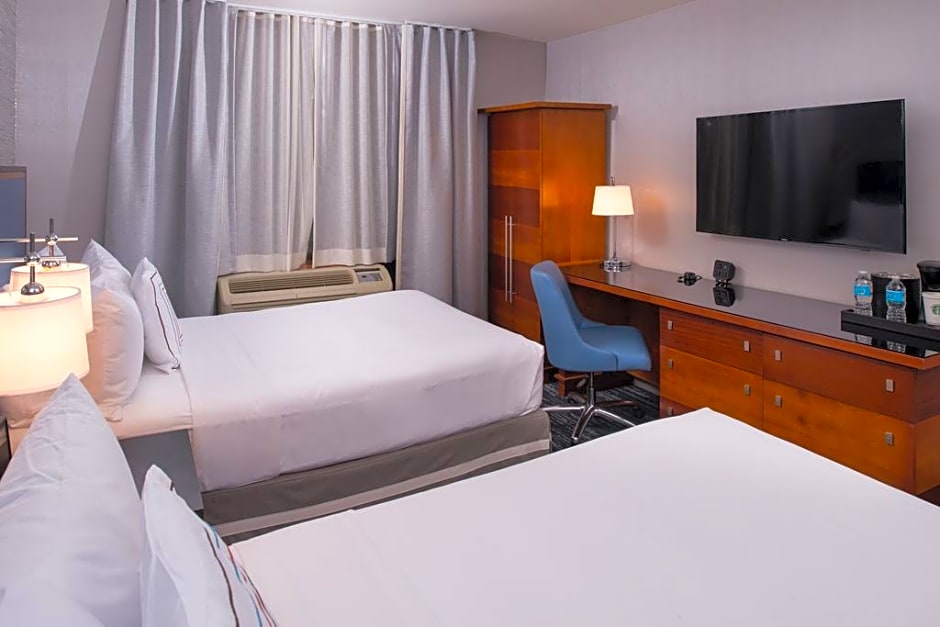 Fairfield Inn & Suites by Marriott New York Manhattan/Times Square