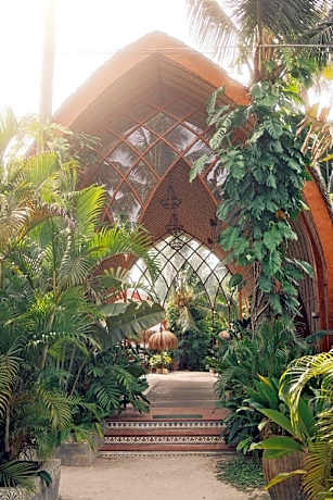 Tropical Temple Siargao Resort