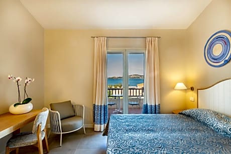 Deluxe Double or Twin Room with Sea View